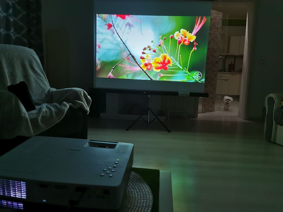 Videoproiector Canon LV-7297A HDMI nou la cutie