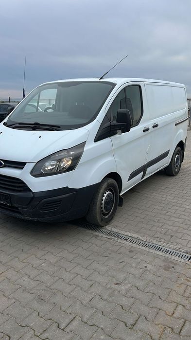 Dezmembram Ford Transit Custom 2.2 diesel din 2015