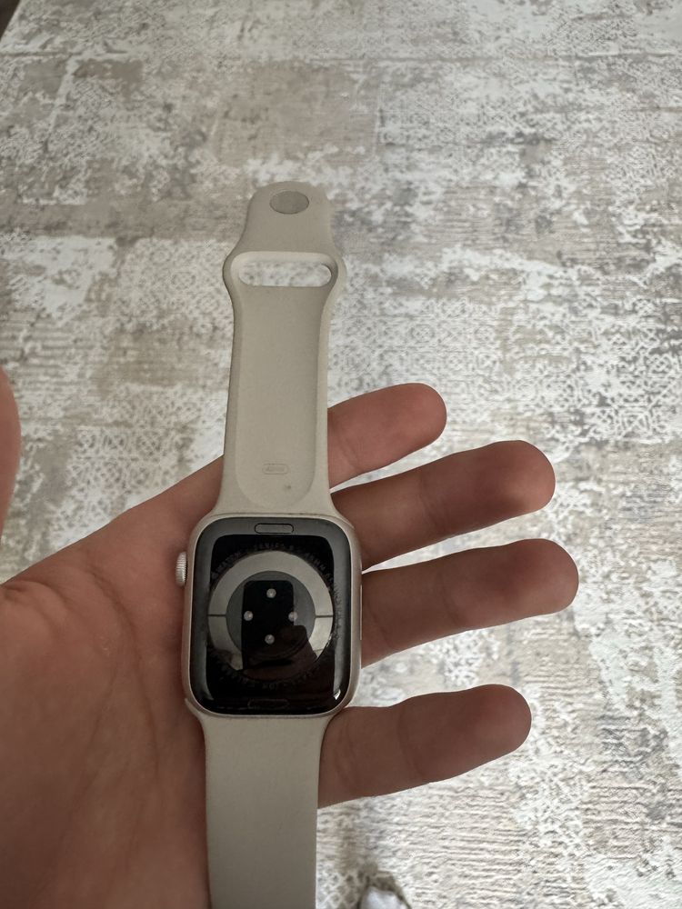 Apple Watch Series 9 (GPS)