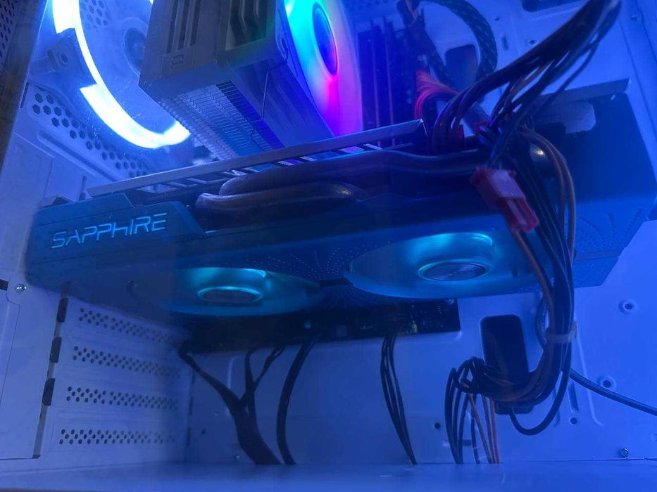 Игровой кейс с монитором 27 дюймов/RX590GME 8gb/16 gb DDR4/ 512 SSD М2