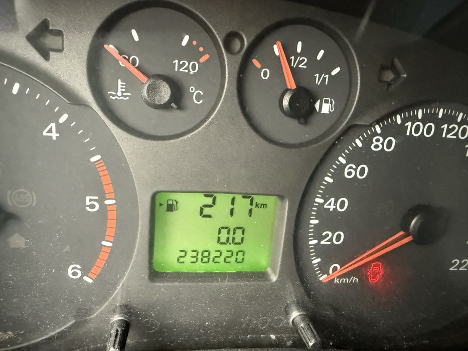 Ford transit cu lift