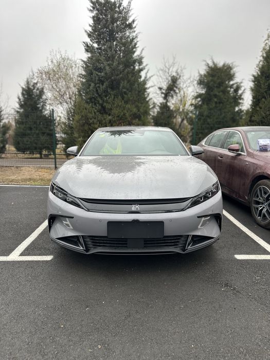 Byd han 635km qora gold yashil grey