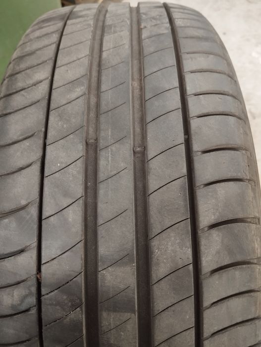 Anvelope vara 215/55r18/99V. 4Buc