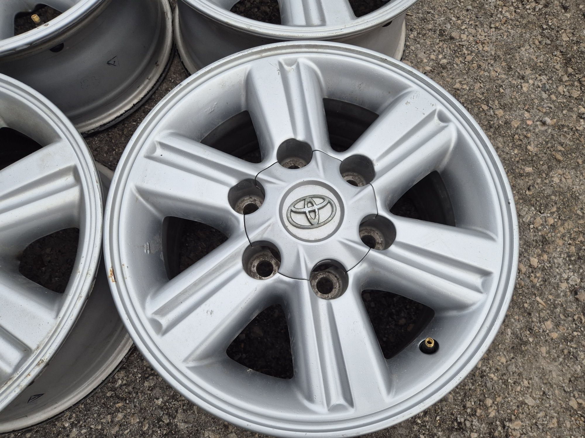 6х139.7/15 Toyota Hillux Land Cruiser Mitsubishi Suzuki 6х139.7/15