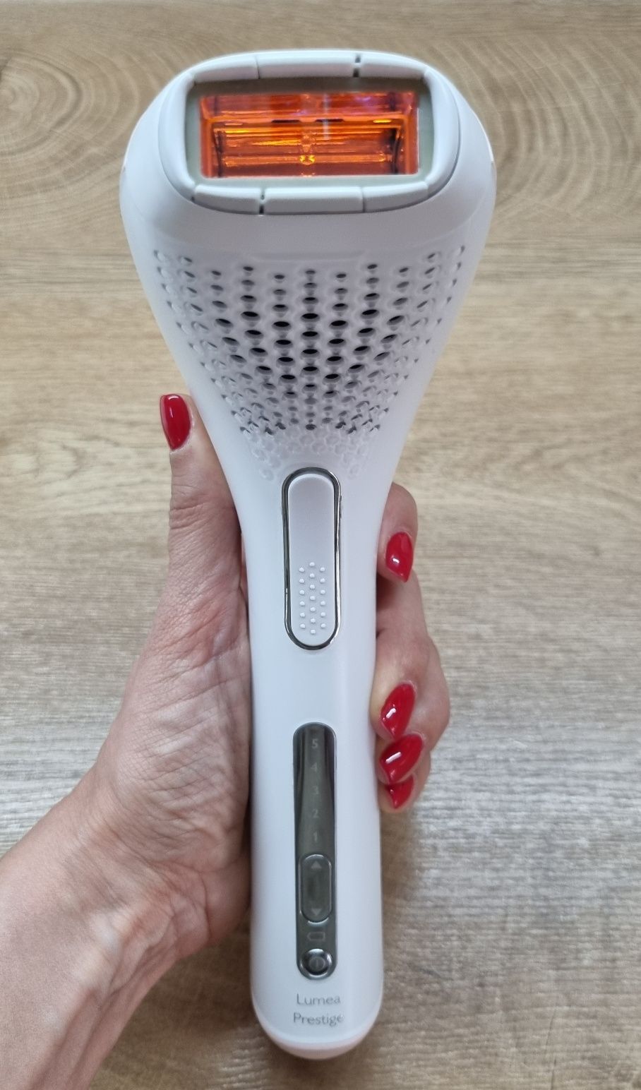 Фотоепилатор PHILIPS