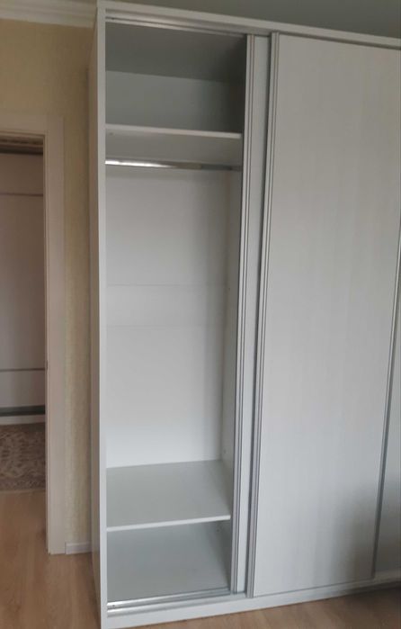 Шкаф купе б/у 3мес.