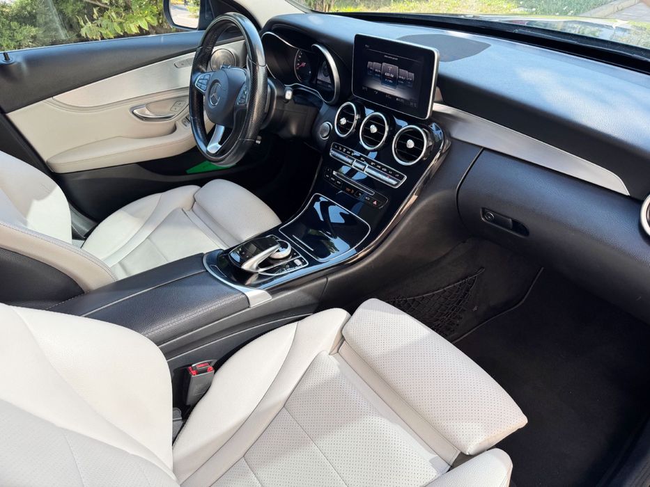 Mercedes-Benz C Class C250 diesel, Automat, Interior Alb, Avantgarde