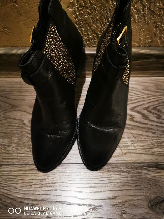 Vând botine piele