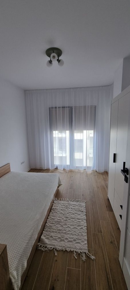 Apartament 3 camere Floresti