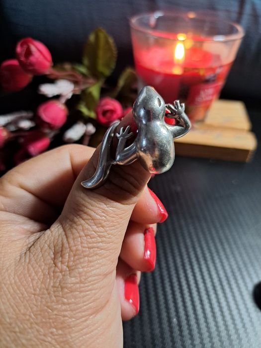 Ochelari Guess 200 ron