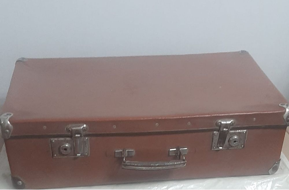 Чемодан советский в отличном состоянии