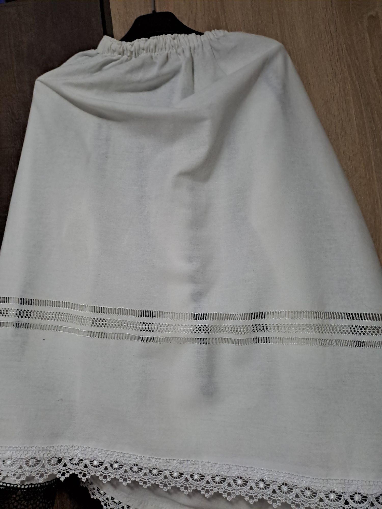 Costum popular tradițional