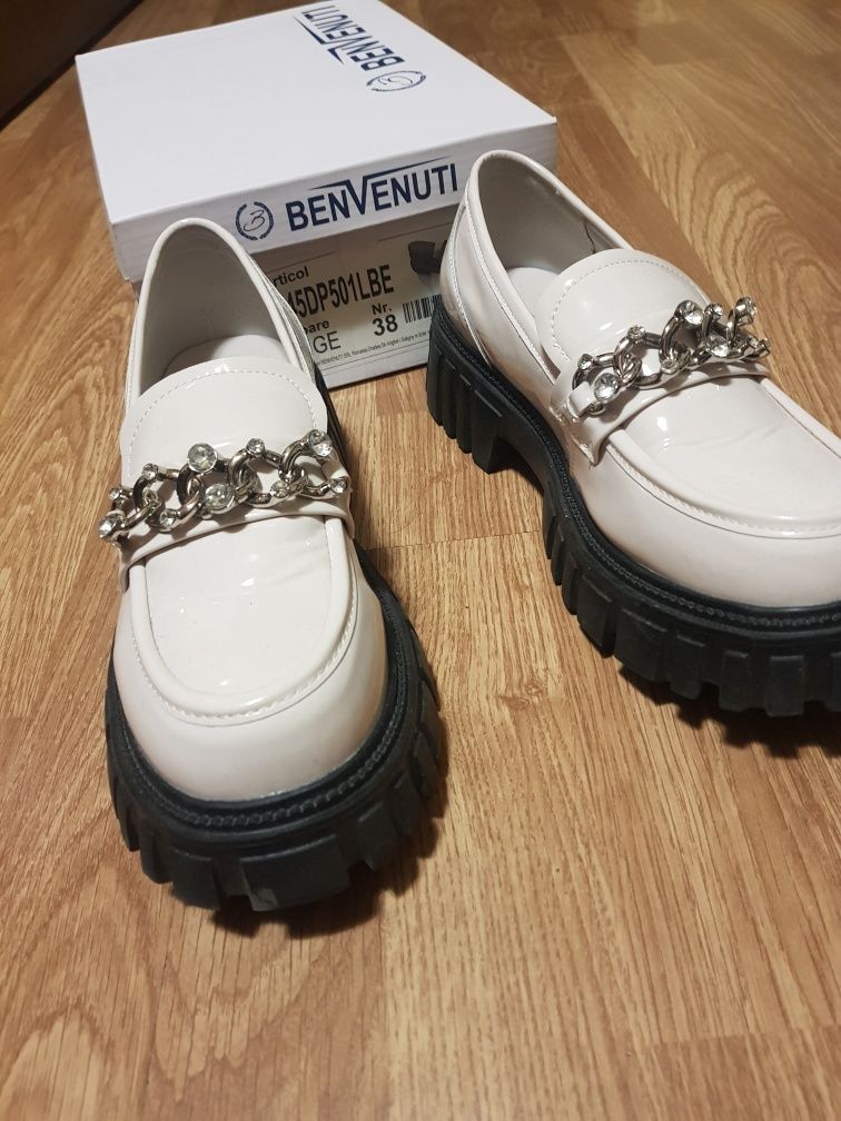 Vând pantofi damă Benvenuti