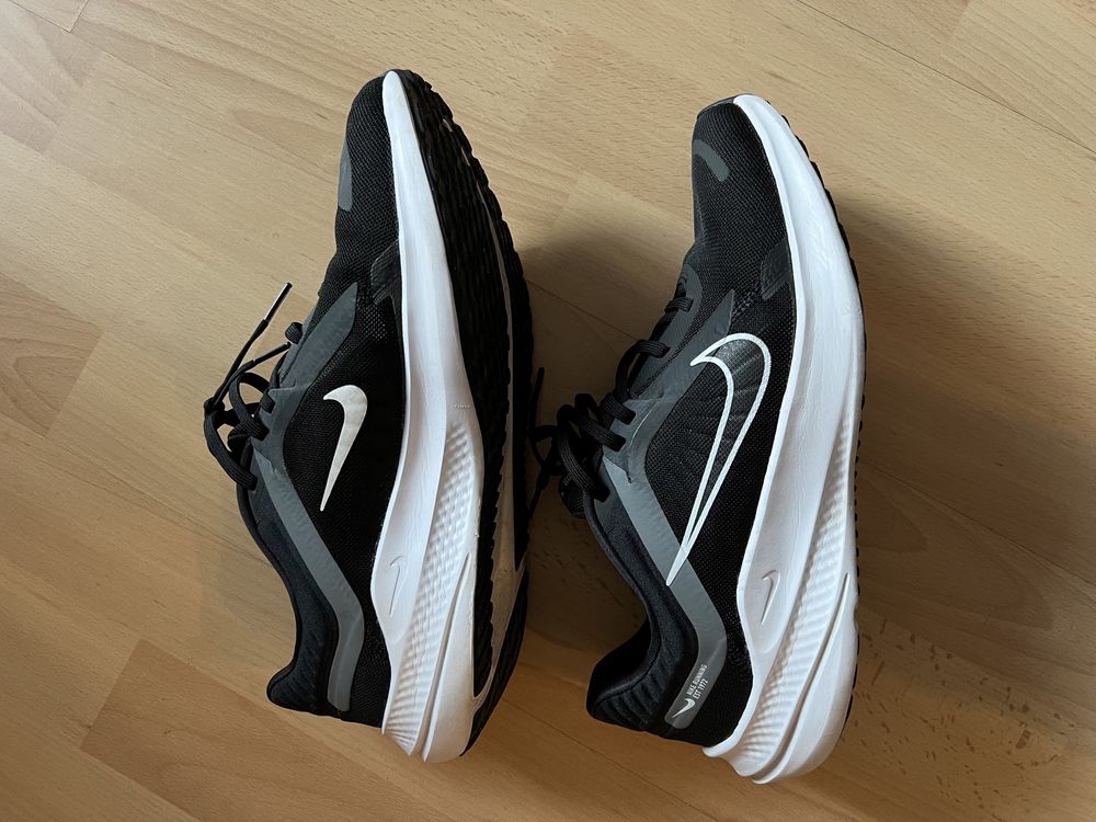 Nike Quest 5 barbati 44.5