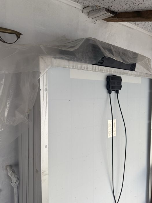 Kit panouri fotovoltaice + Invertor 5.5 KW + baterii