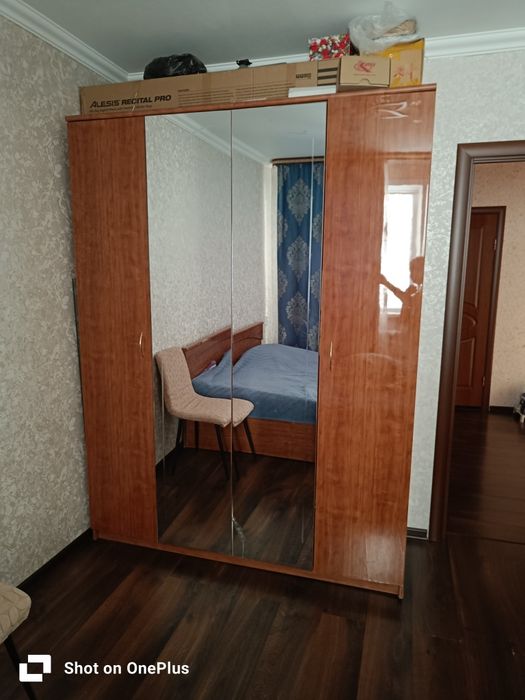 Продам спальный гарнитур