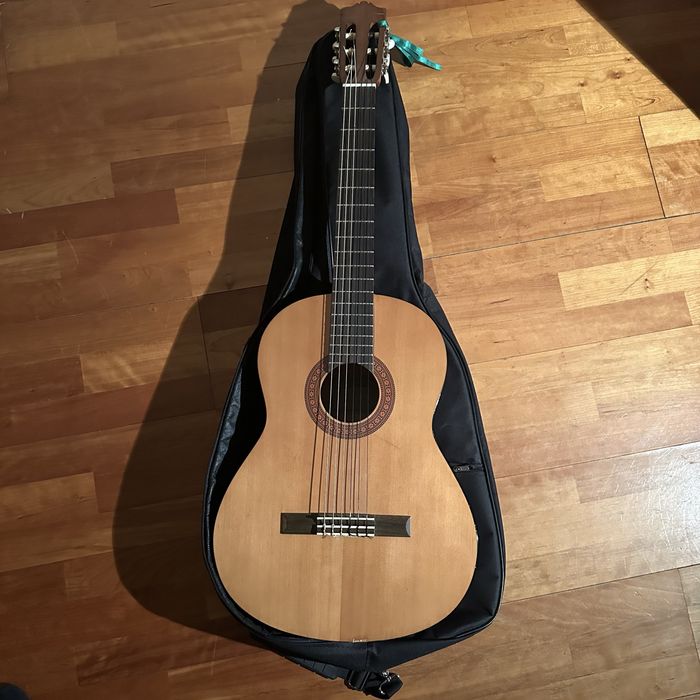 Гитара со звукоснимателем Yamaha CX40