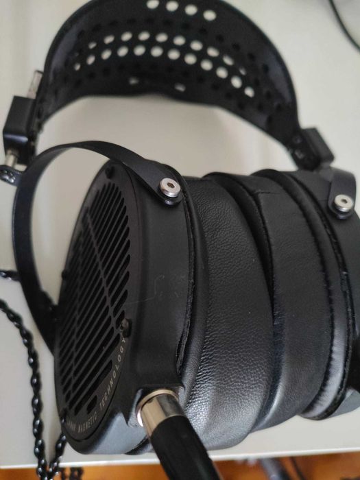 Casti Audeze LCD2C + Dekoni pads