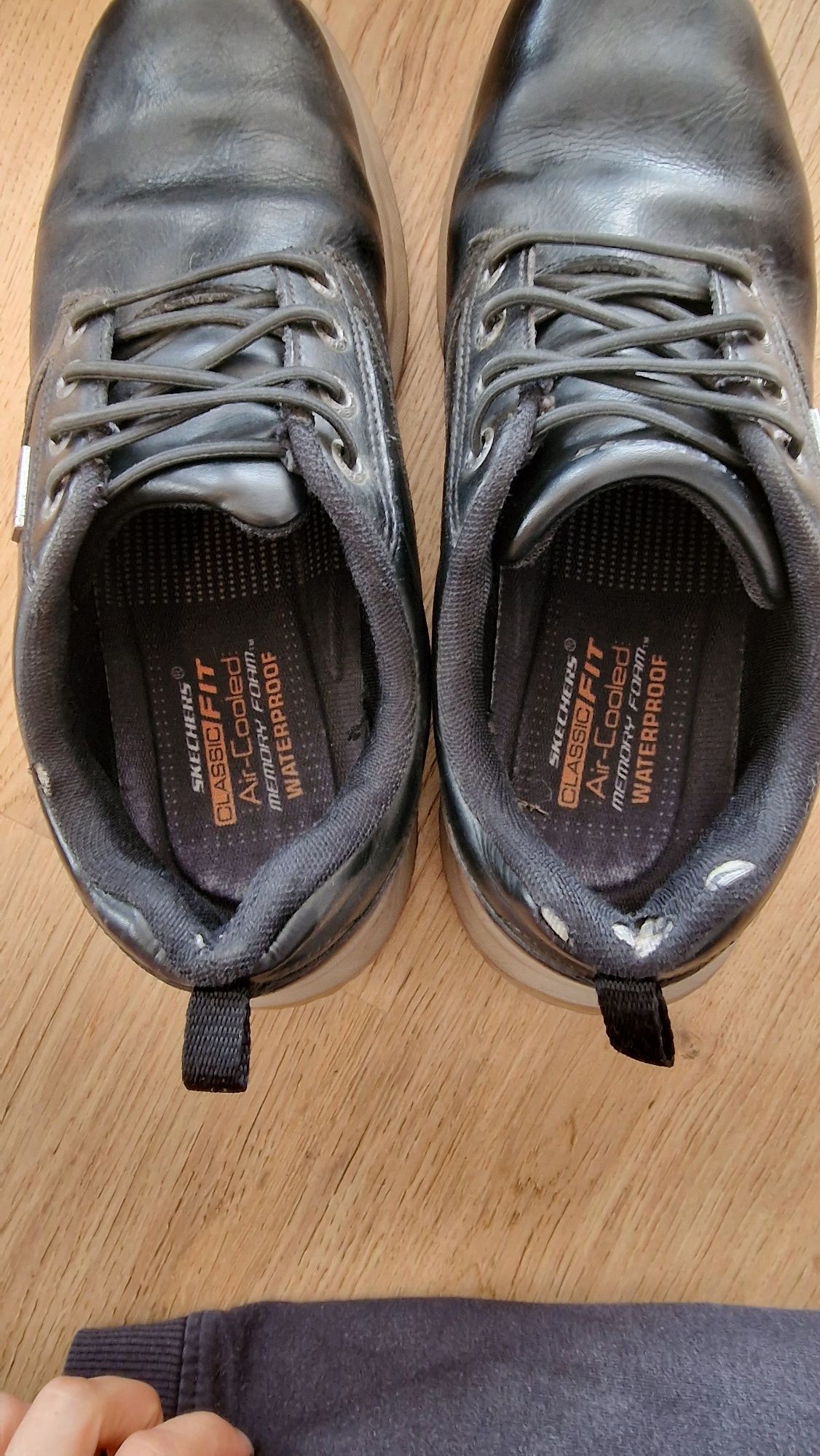Мъжки обувки Skechers, водоустойчиви, 42 номер