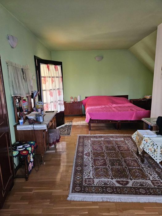 Casa una sau doua familii