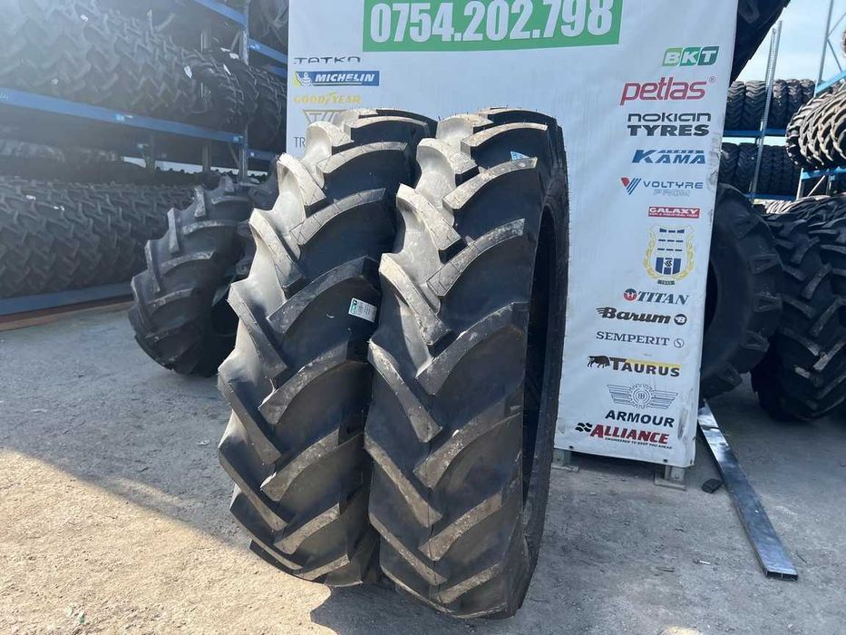 Anvelope noi marca BKT 14.00-38 cu 12 pliuri pentru tractor U650