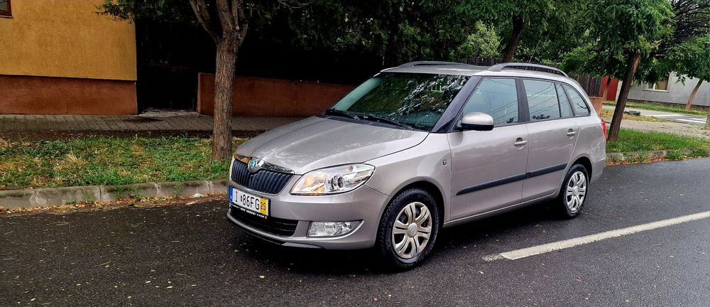 Skoda Fabia   2012