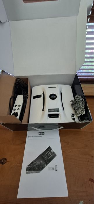 Робот за прозорци HOBOT 268