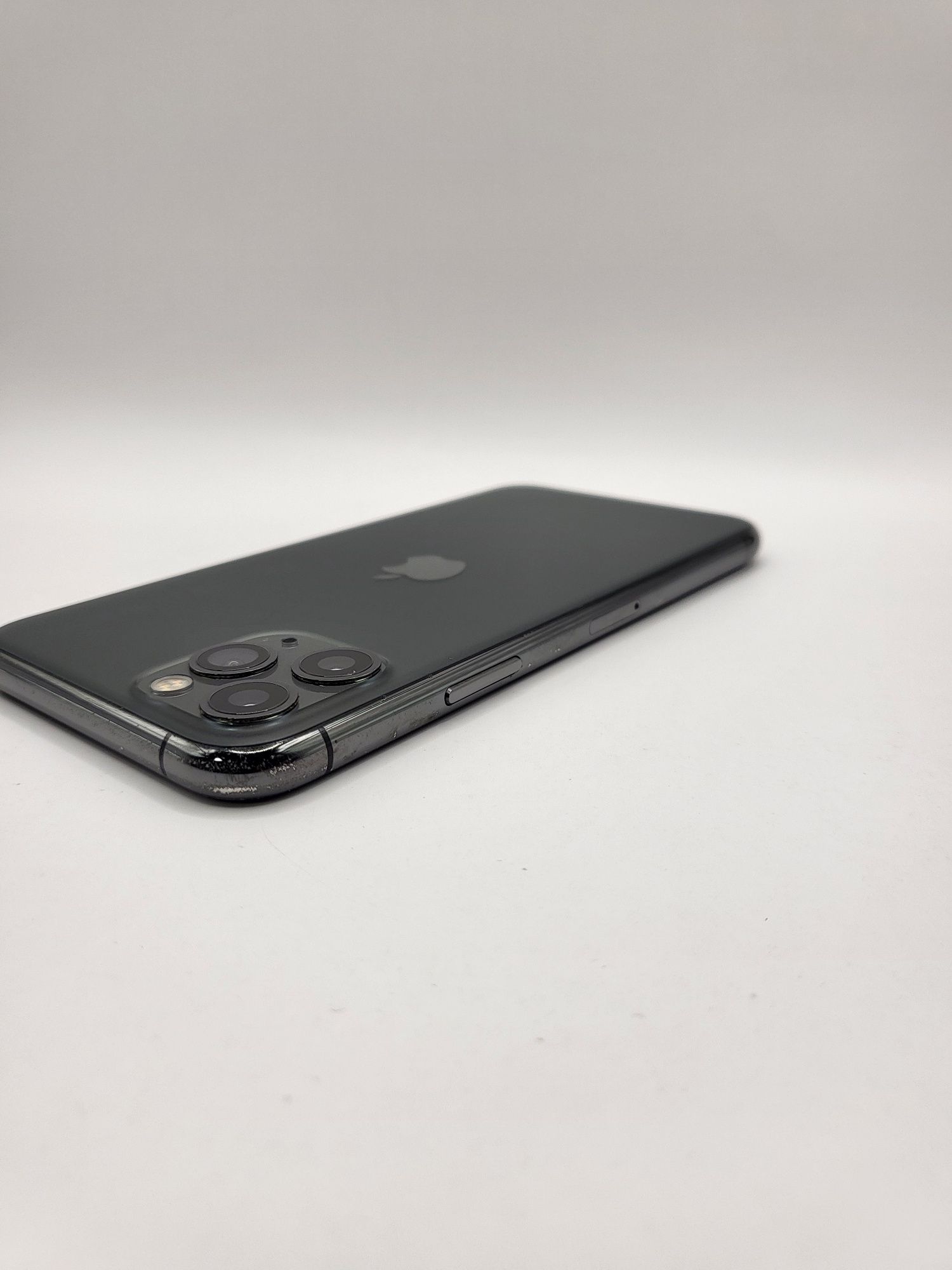 iPhone 11 Pro Matte Space Gray 64 GB Sănătate Baterie 82%