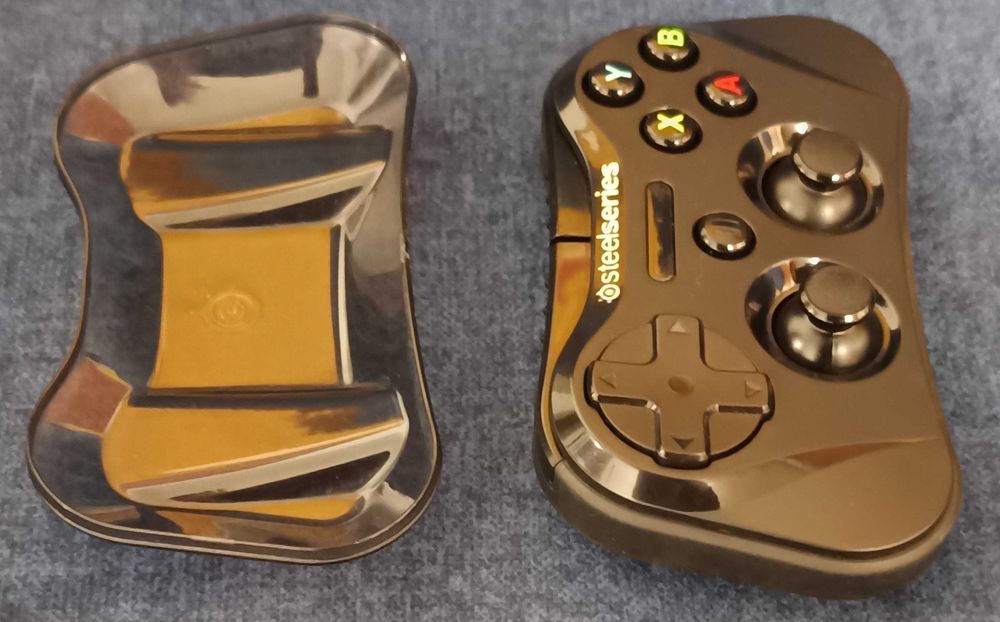 SteelSeries Stratus 69016 Wireless Gaming Controller iPhone iPad iPod