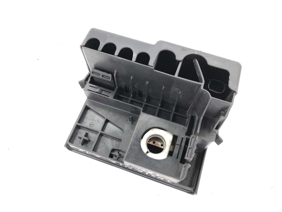 Бушониера клема с бушони Opel insignia b sport tourer z18 2018г