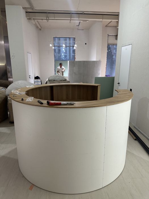 Продается новый ресепшен