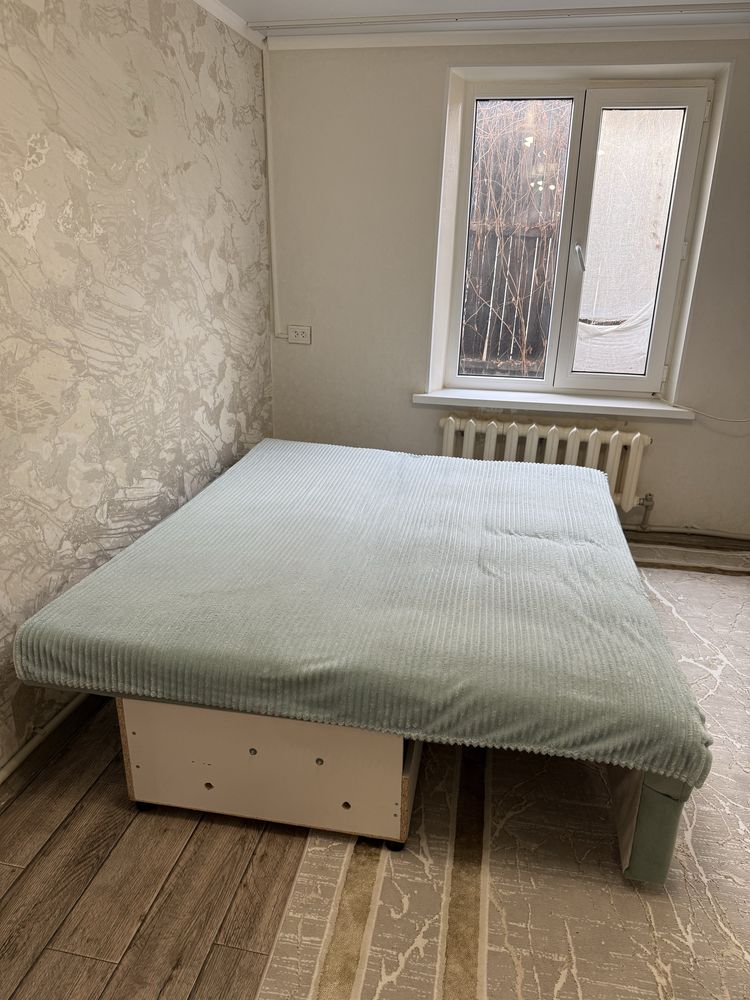 продам диван в отличном состоянии