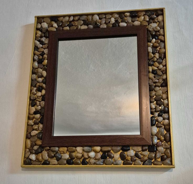 Ръчно изработени огледала.