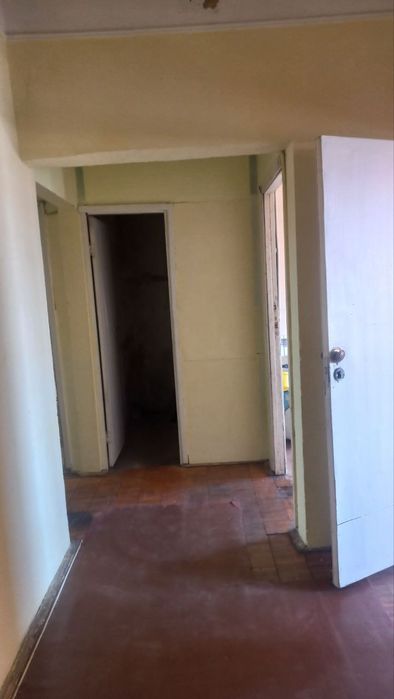 4 Xonali uy sotiladi.