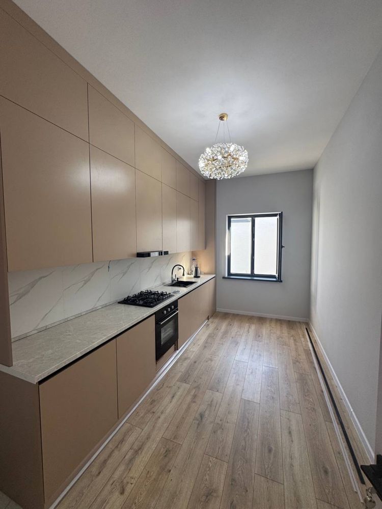 Продается Шикарный Дом Бектемир  2,2 Соток Хай Тек