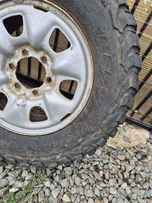 Jante Toyota Hilux/Land Cruiser 6x139 cu BF-Goodrich 225/75R16