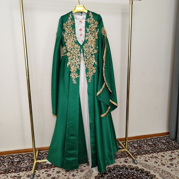 Национальный чупан для невесты