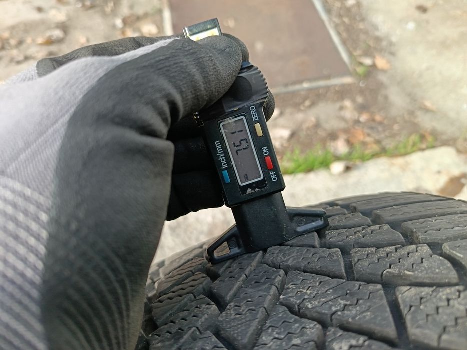 Anvelope MS iarna 235 45 18 bridgestone 2021 și 2022 5.5-7mm