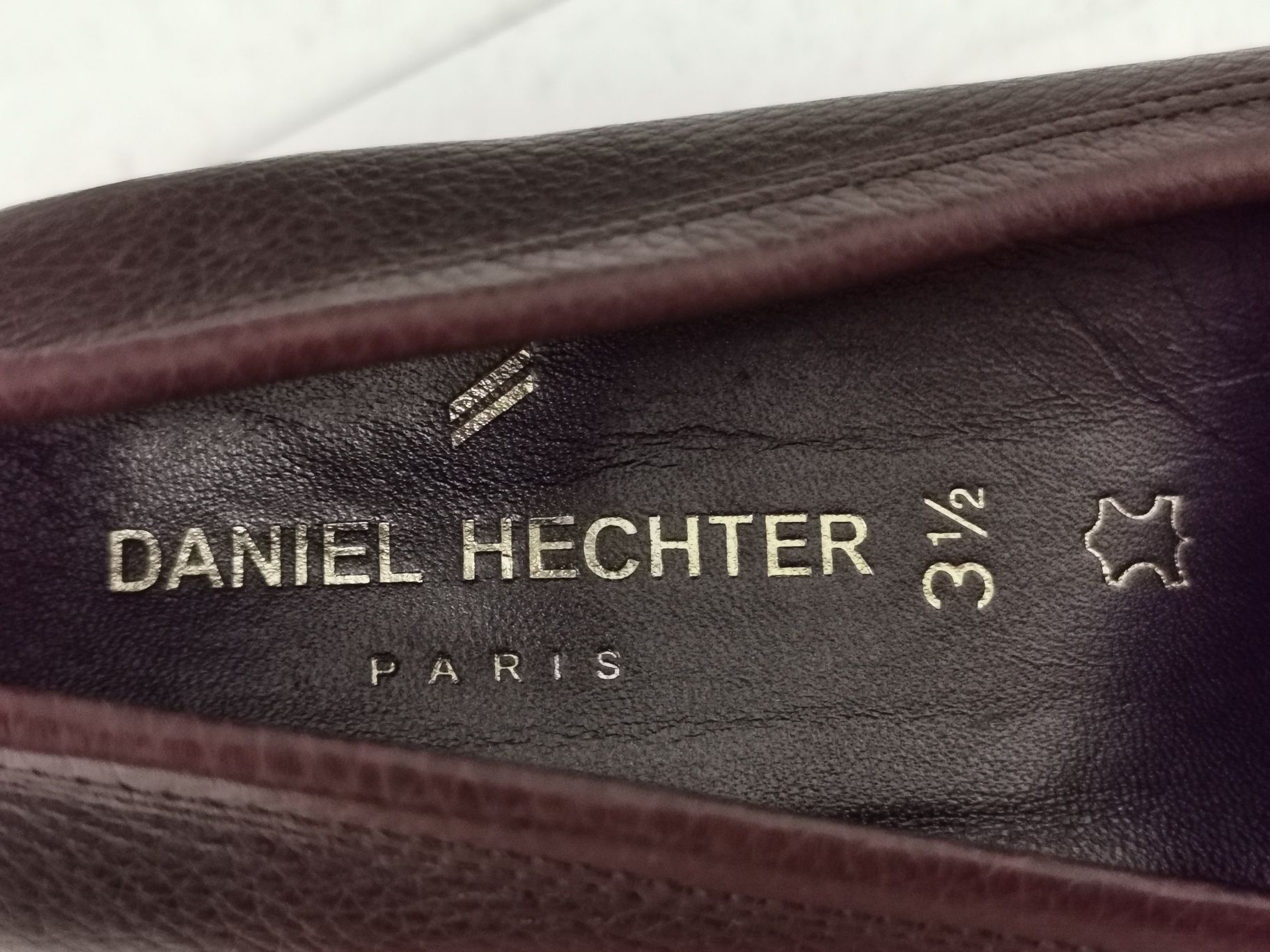 Pantofi din piele cu toc mic pentru femei Daniel Hechter