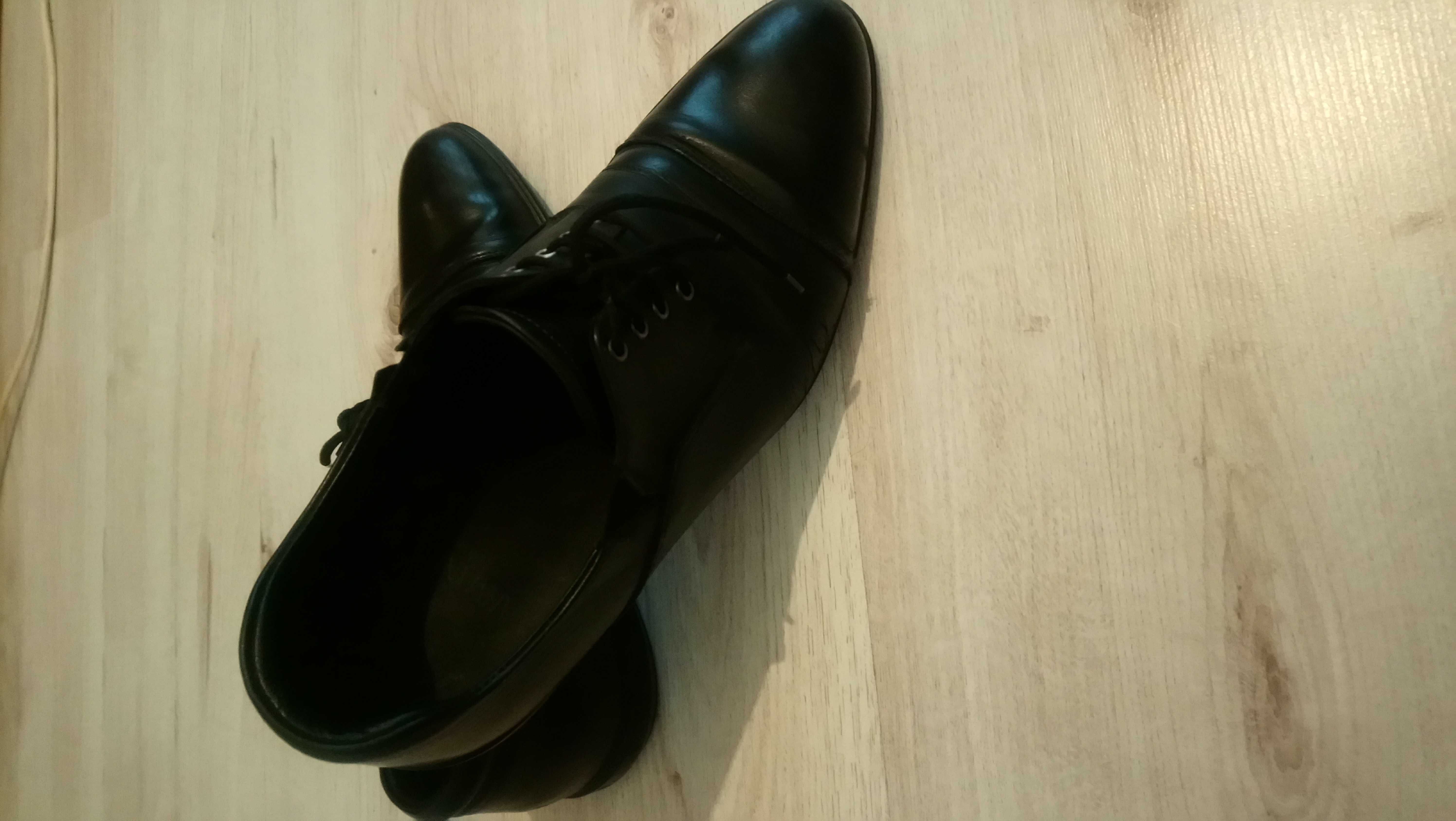 Мъжки оригинални обувки Armani