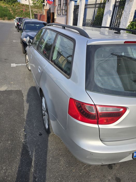 SEAT EXEO bine intretinut