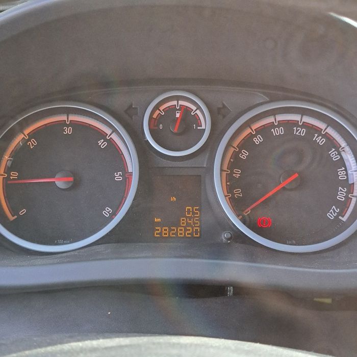 Vând Opel Corsa D