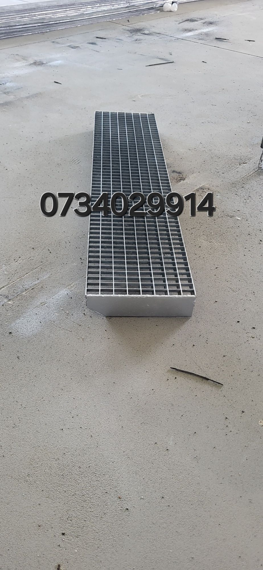 Trepte metalice zincate