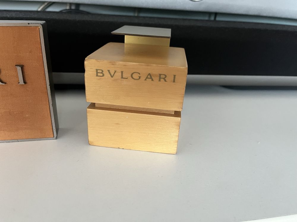 Bvlgari рекламна табела