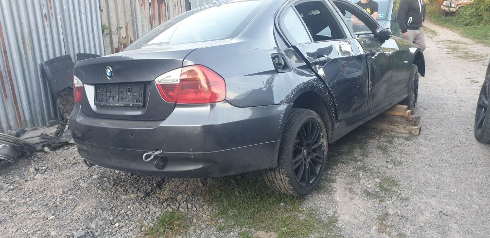 Bmw E90 320d 177k на части