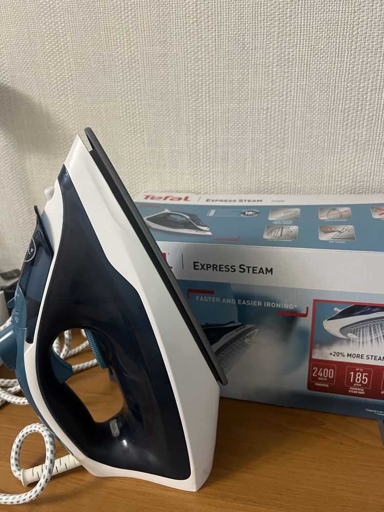 Утюг Tefal Express Steam FV2839