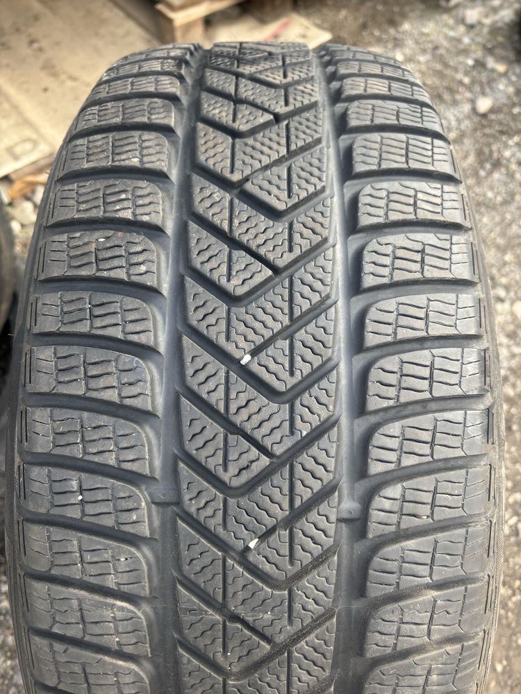 255/45/19 Pirelli 2 бр 2020, Continental 2 бр 2022