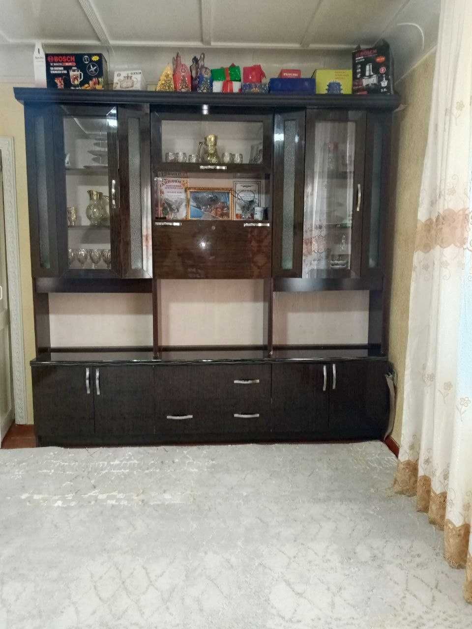 Продаётся стенка
