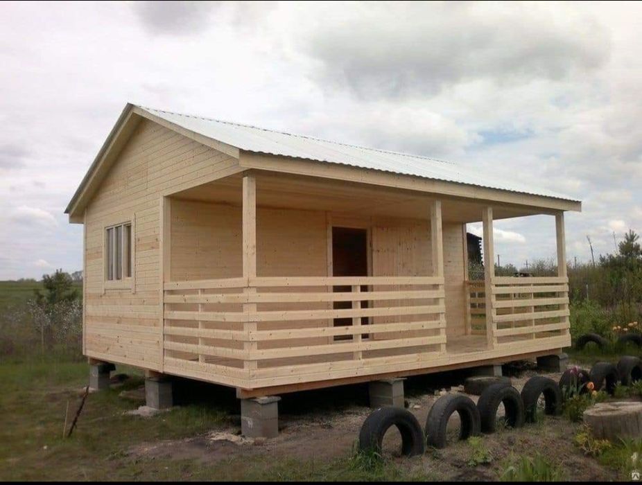 Vând și construiesc căsuțe din lemn