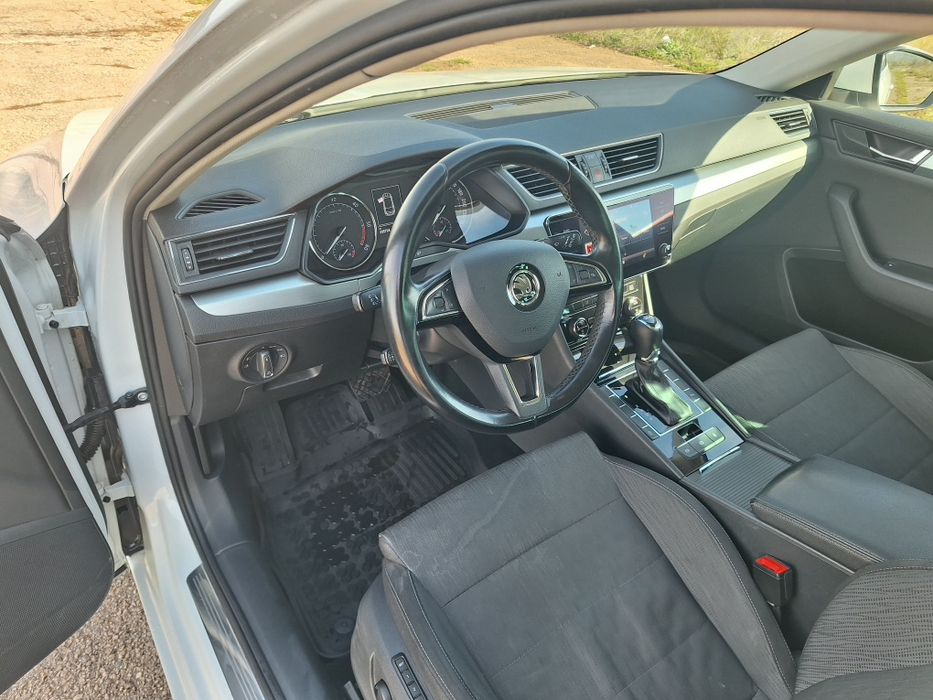 Шкода Супърб 3, 2.0тди 150 DSG7, 235 000